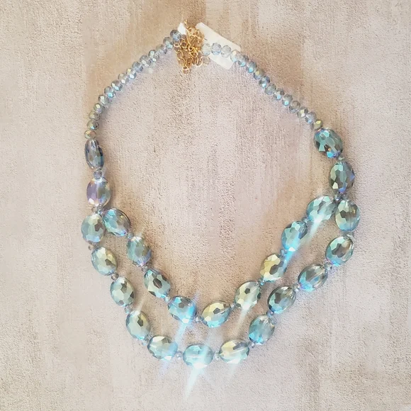 Dazzling Blue Crystal Necklace - Picture 5 of 5